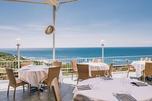 Breakfast, lunch and dinner served - MClub Cala Regina (Sciacca)