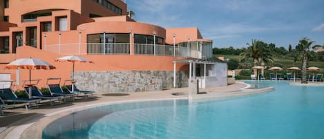 Indoor pool, outdoor pool