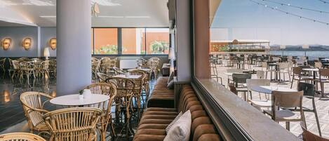 3 restaurants, breakfast, lunch served; local and international cuisine