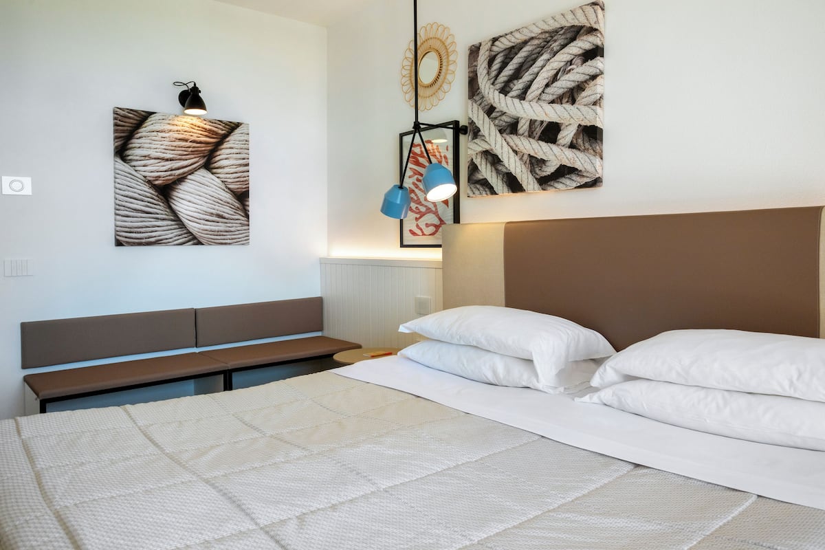1 chambre, coffres-forts dans les chambres, Wi-Fi gratuit, draps fournis