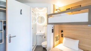 Standard Room, Multiple Beds | 1 bedroom, premium bedding, desk, blackout drapes - Première Classe Versailles - St Cyr l'Ecole (Saint-Cyr-l'Ecole)