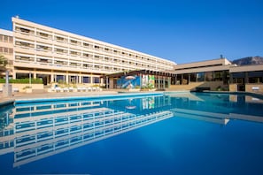 Indoor pool, outdoor pool, pool loungers