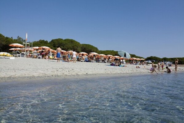 Private beach nearby, sun loungers, beach umbrellas, windsurfing - Agrustos Village (Budoni)