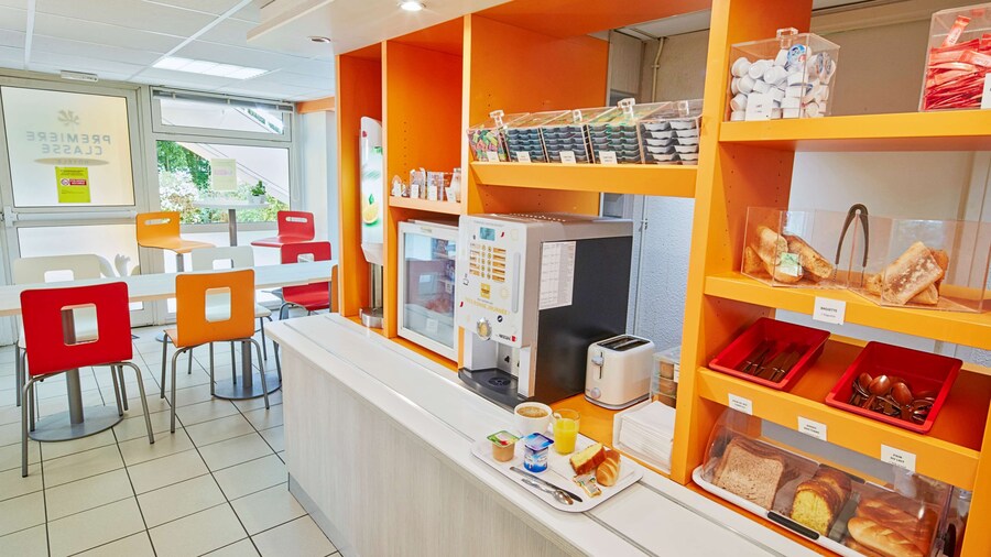 Hôtel Premiere Classe Melun Senart - Vert Saint Denis