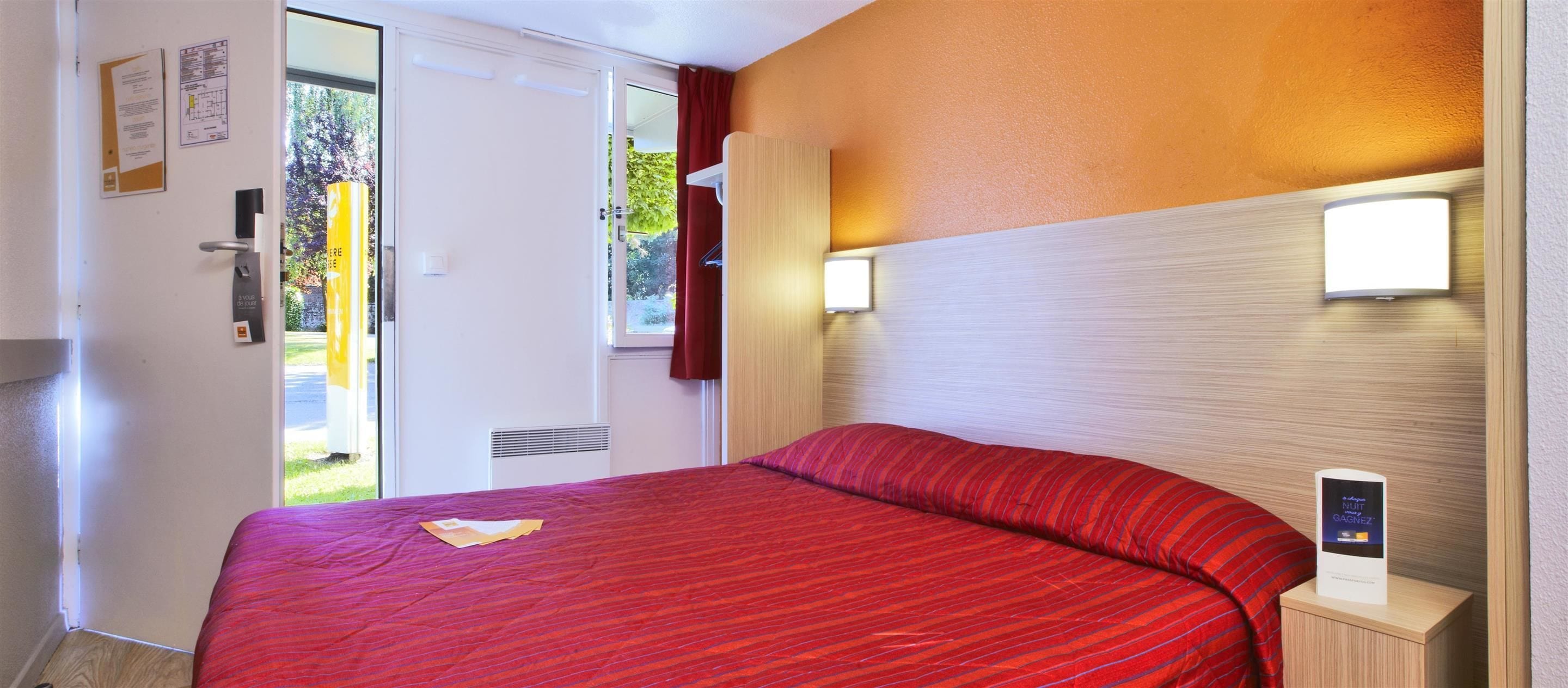 标准房, 1 张双人床 | 办公桌、遮光窗帘、免费 WiFi、床单