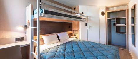 Bureau, rideaux occultants, Wi-Fi gratuit, draps fournis