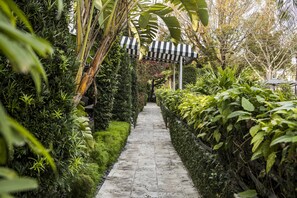 Exterior - Kimpton Angler's Hotel by IHG (Miami Beach)