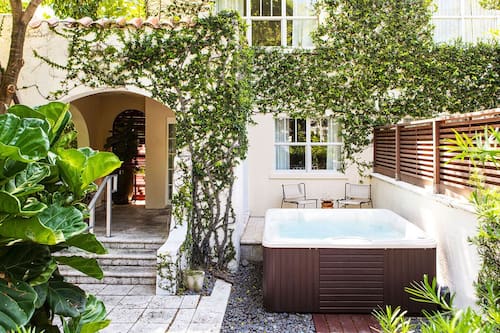 Signature Duplex, 1 King Bed with Sofa bed, Hot Tub | Terrace/patio