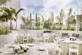 Meeting space at Kimpton Anglers Hotel by IHG