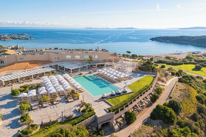 Mangia’s Sardinia Resort, Autograph Collection