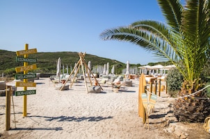 Praia particular, areia branca