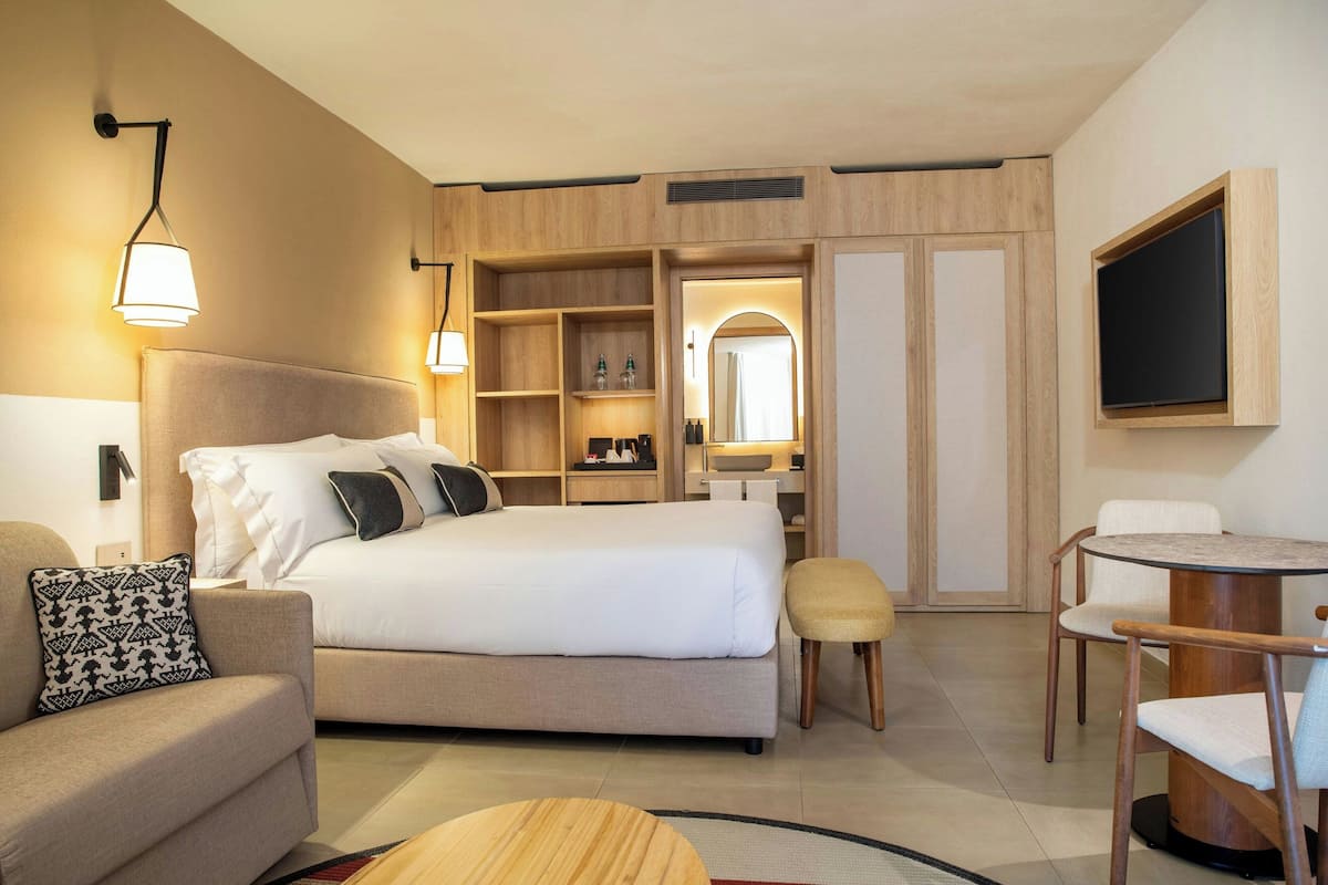 Coffres-forts dans les chambres, bureau, rideaux occultants