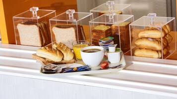 Café da manhã com buffet todos os dias mediante uma taxa