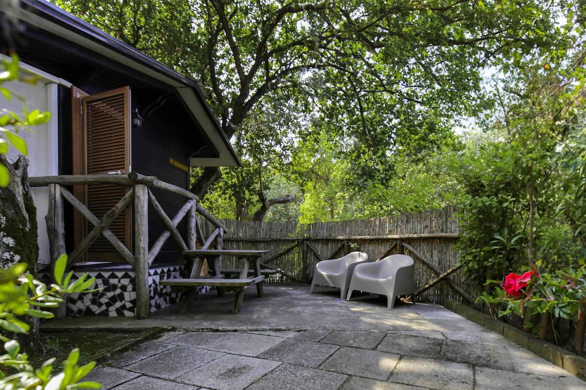 Bungalow 2 pax | ลานระเบียง/นอกชาน