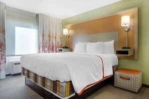 Premium bedding, desk, iron/ironing board, free WiFi - Gallus Stadium Park Inn, an Ascend Collection Hotel (Columbia)