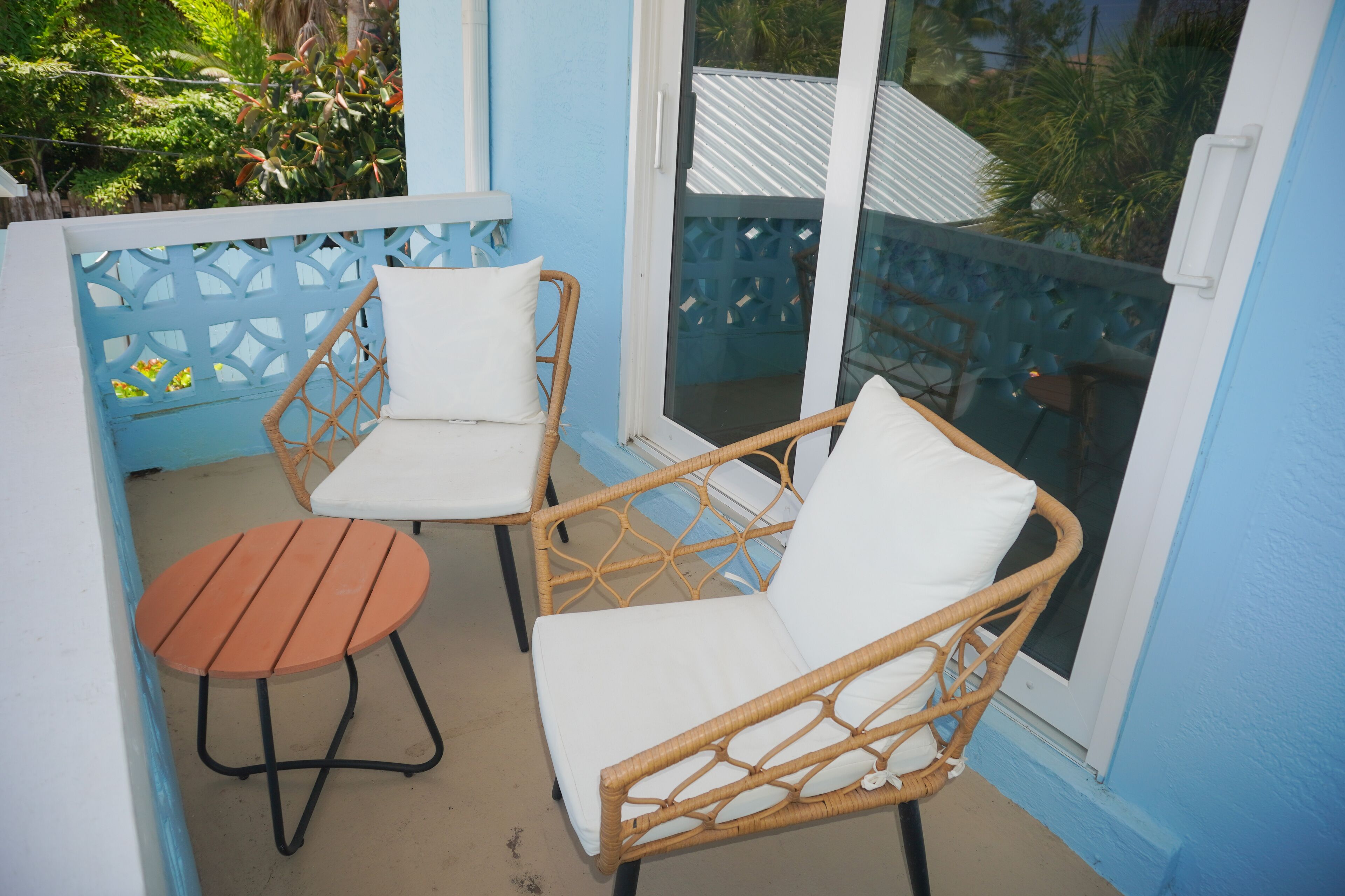 deluxe suite, 1 king bed, no pets allowed | terrace/patio