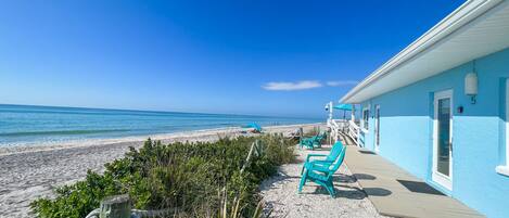King Beachfront Efficiency, No Pets Allowed | Terrace/patio