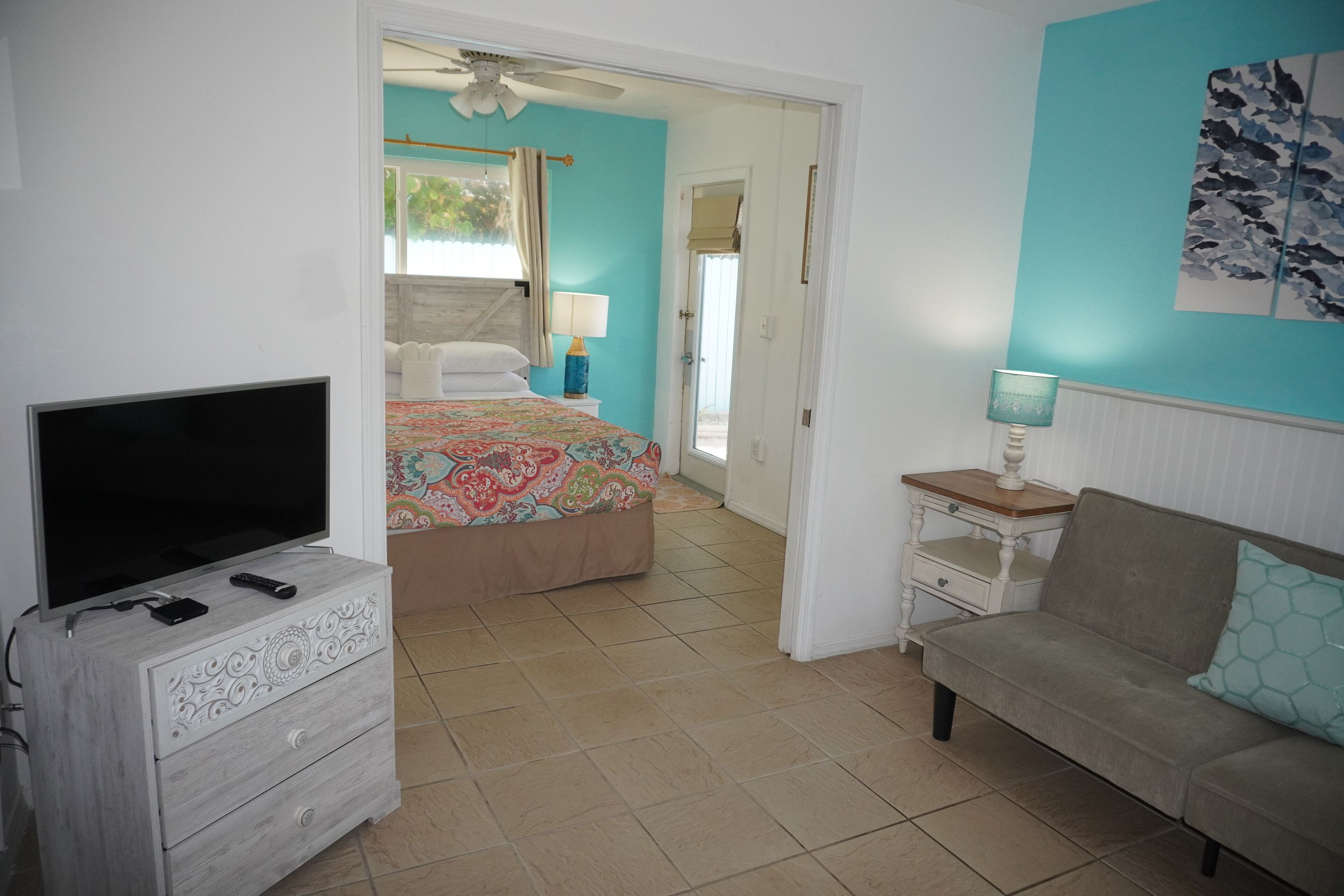 room | individually decorated, individually furnished, iron/ironing board