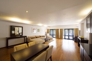 Minibar, in-room safe, individually furnished, desk - Thaala Bentota (Bentota)