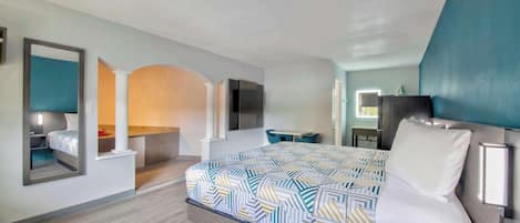 Escritorio, cortinas blackout, wifi gratis y ropa de cama