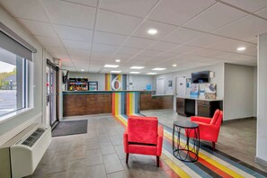 Lobby - Studio 6 Jackson, MS - I-55 (Jackson)