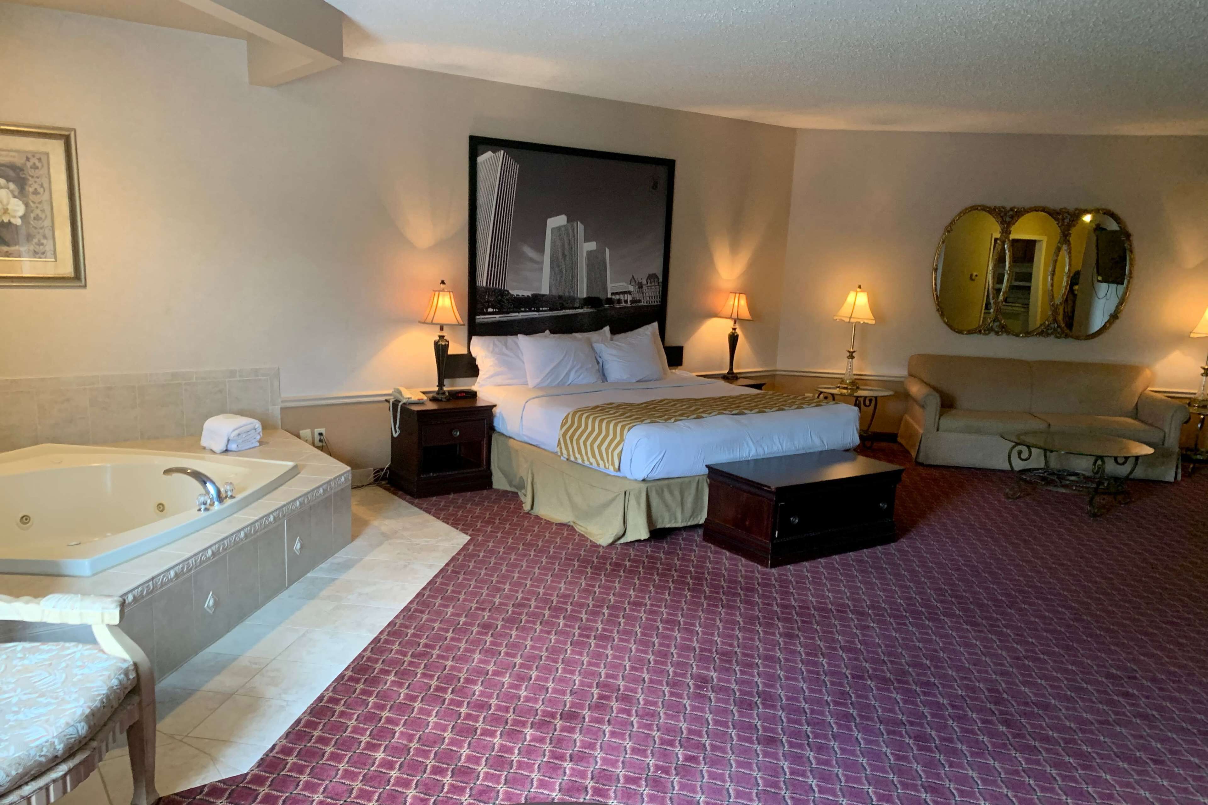 Desk, iron/ironing board, free WiFi