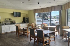 Lobby - Super 8 by Wyndham Albany (Albany)