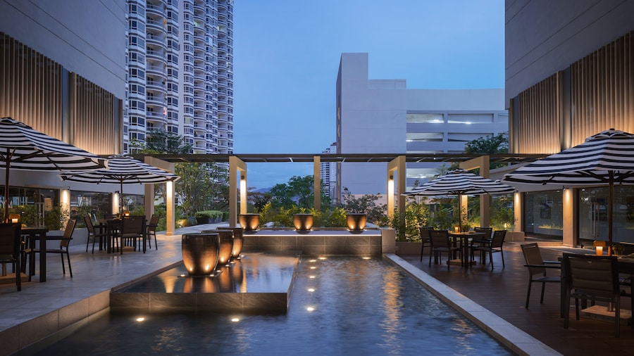 G Hotel Gurney
