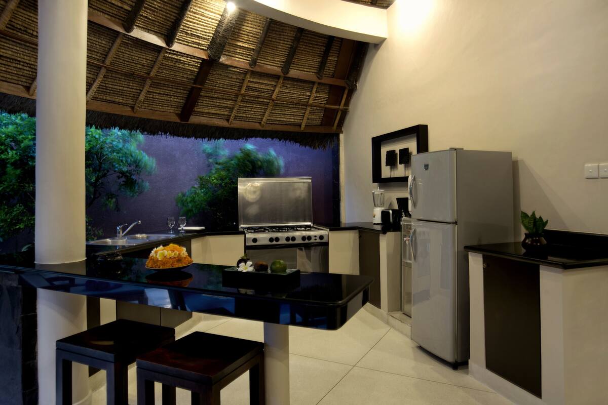 villa, 1 bedroom, private pool | private kitchen | fridge, oven, stovetop, coffee/tea maker