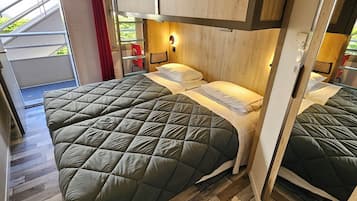 In-room safe, desk, soundproofing, free cots/infant beds