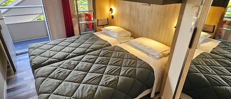 In-room safe, desk, soundproofing, free cots/infant beds