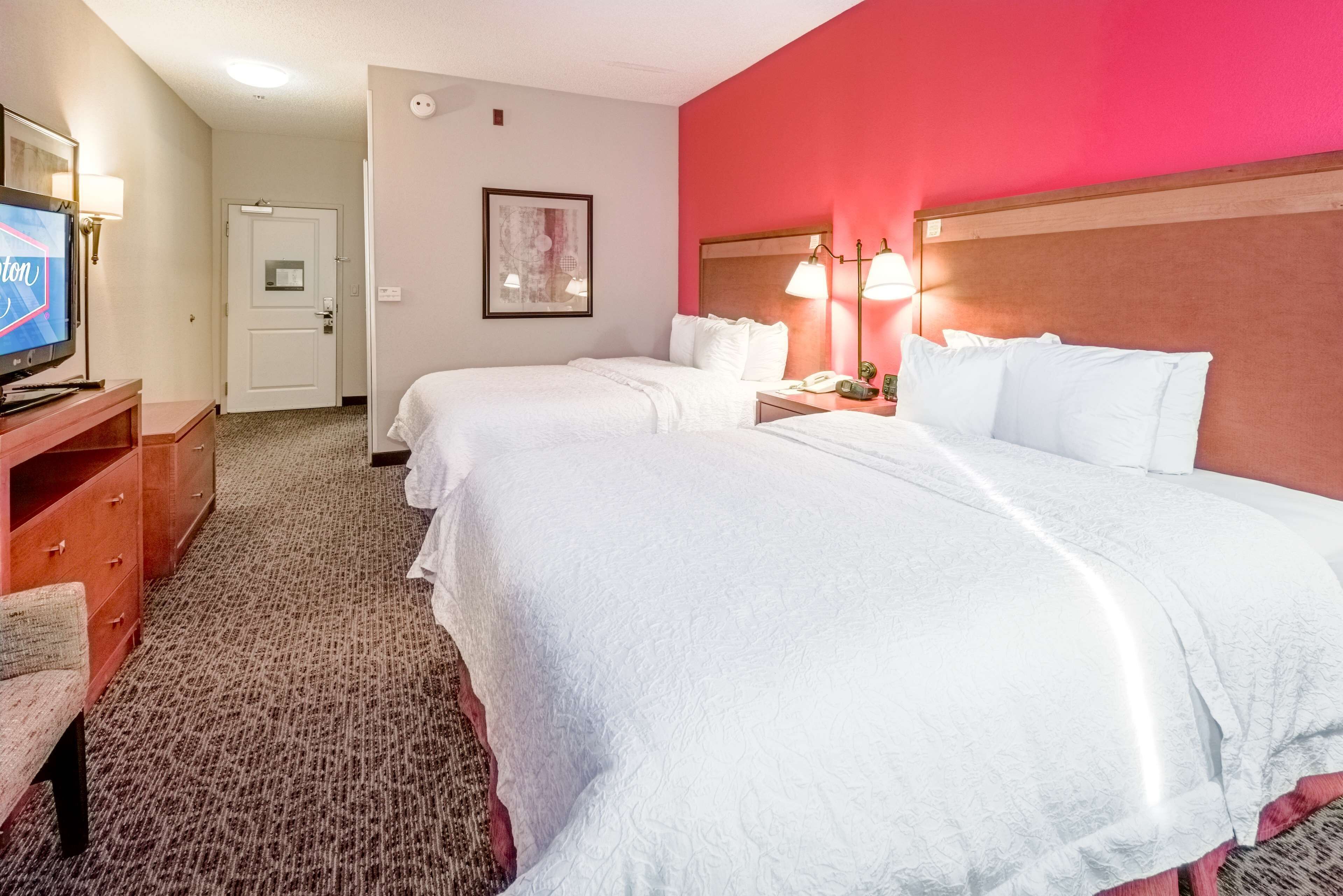 In-room safe, desk, iron/ironing board, free WiFi