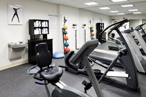 Fitness facility - Holiday Inn Express Hotel & Suites East Wichita I-35 Andover by IHG (Andover)