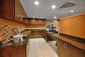 Free daily continental breakfast 