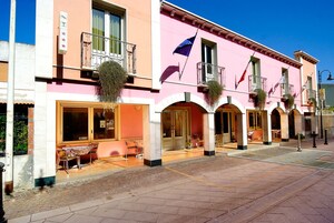 Fachada de la propiedad