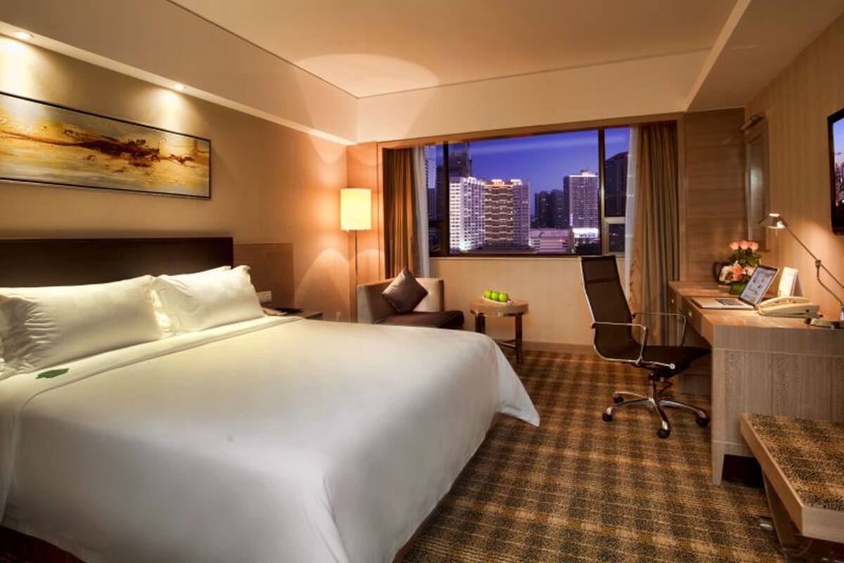 Superior King Room