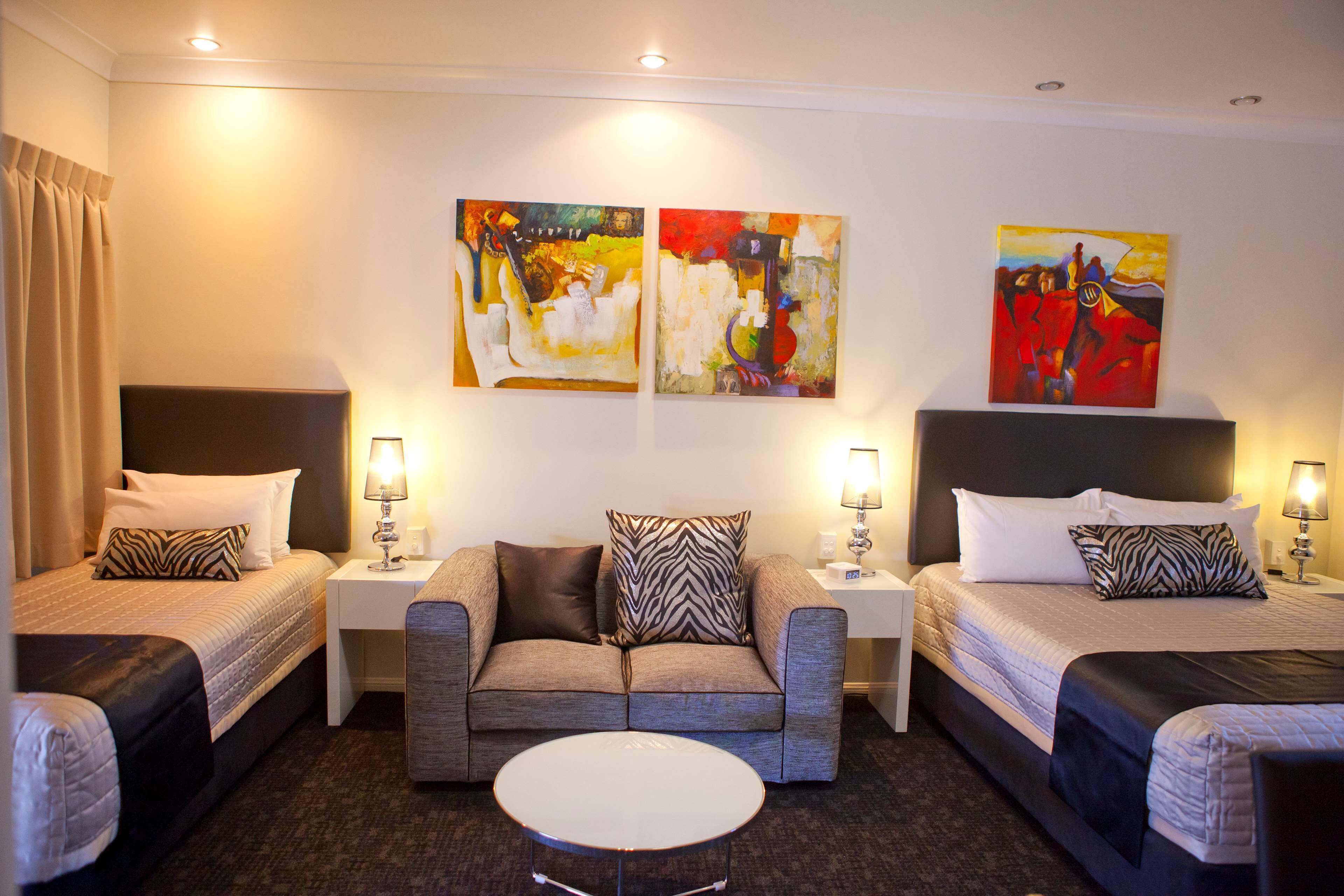 Premium bedding, pillowtop beds, minibar, desk