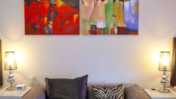 Premium bedding, pillowtop beds, minibar, desk