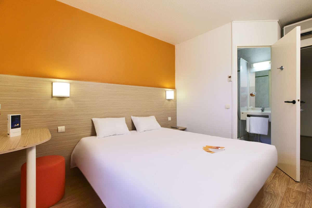 Standard Room, 1 Double Bed