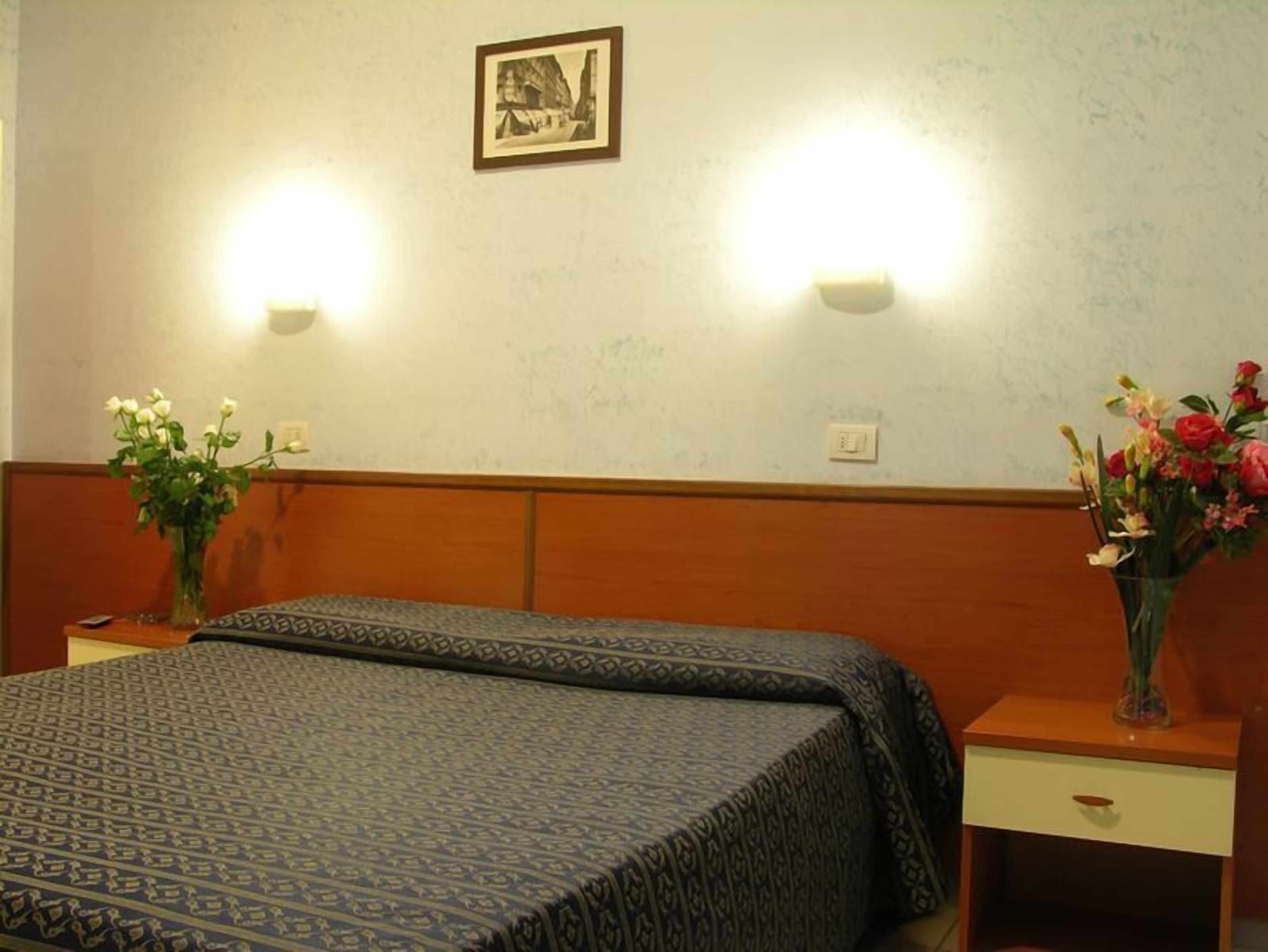 Photo - Alius and Freerome Hotel