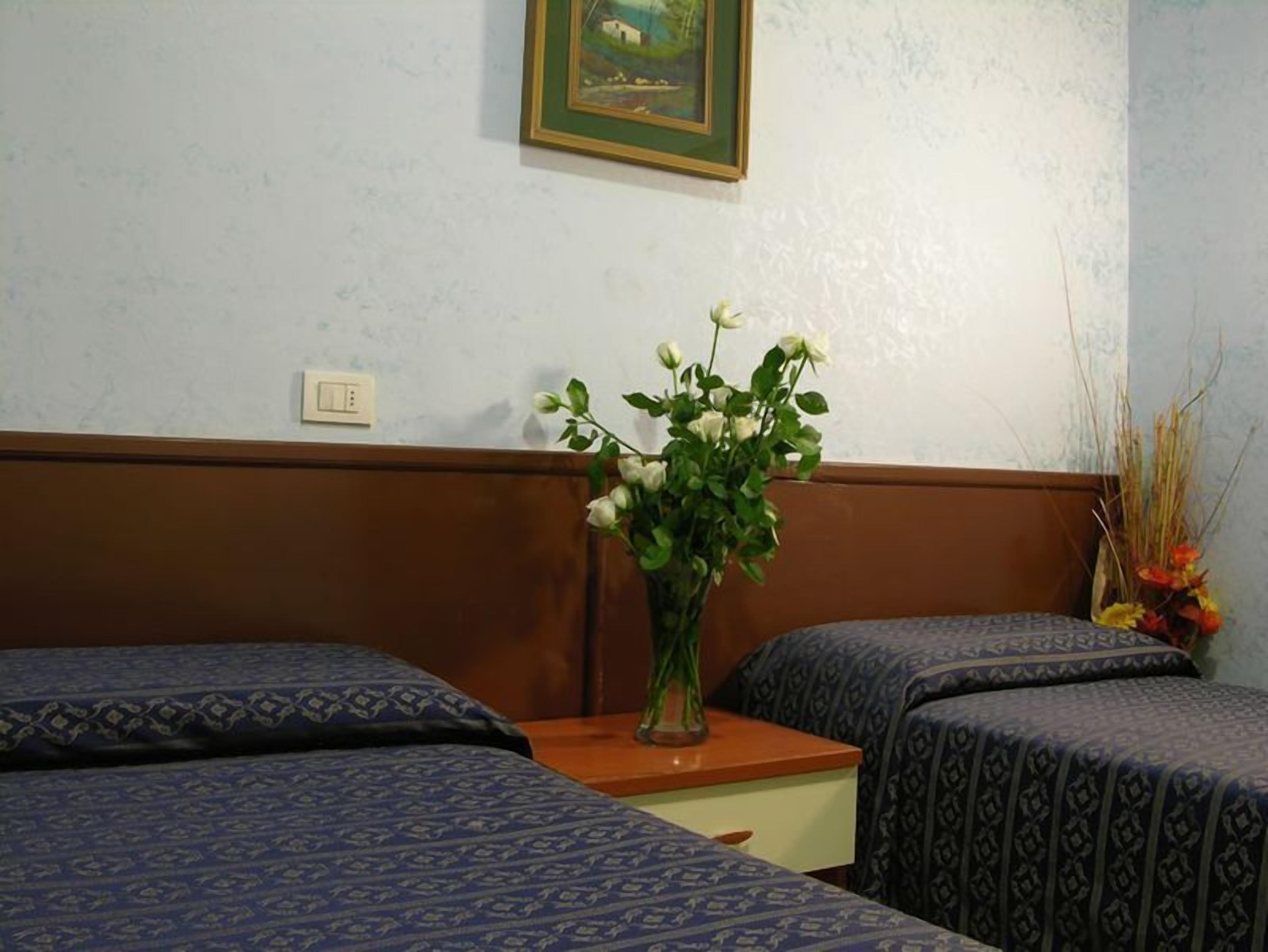 Photo - Alius and Freerome Hotel