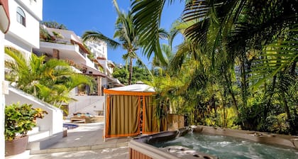 Casa Cúpula Luxury LGBT Boutique Hotel