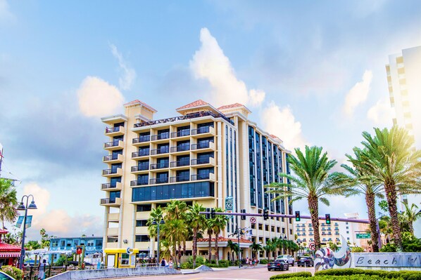 Exterior - Pier House 60 Clearwater Beach Marina Hotel (Clearwater Beach)