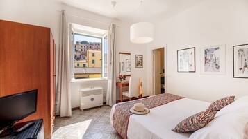 Chambre Double Classique | Draps italiens Frette, minibar, bureau, Wi-Fi gratuit