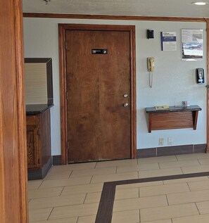 Business center - Motel 6 Oklahoma City, OK - Frontier City (Oklahoma City)