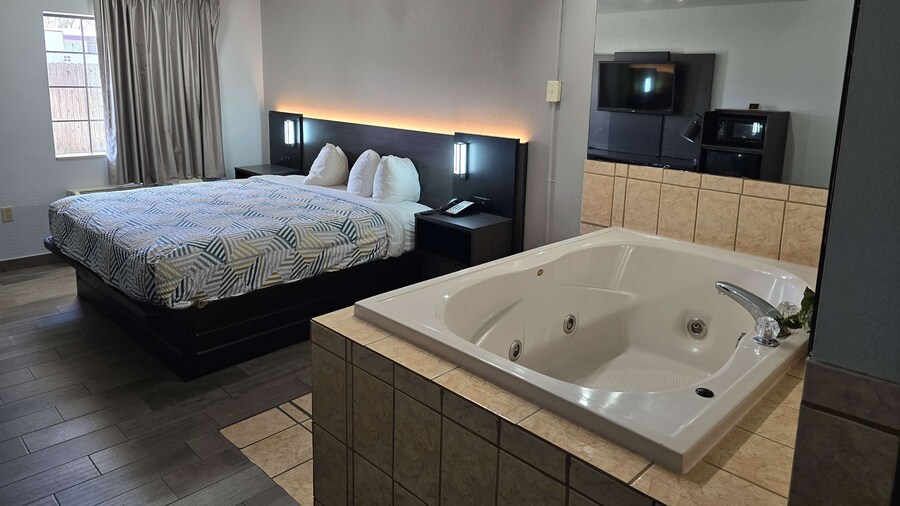 Motel 6 Oklahoma City, OK - Frontier City