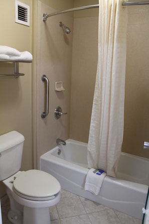 Kostenlose Toilettenartikel, Seife, Toilettenpapier