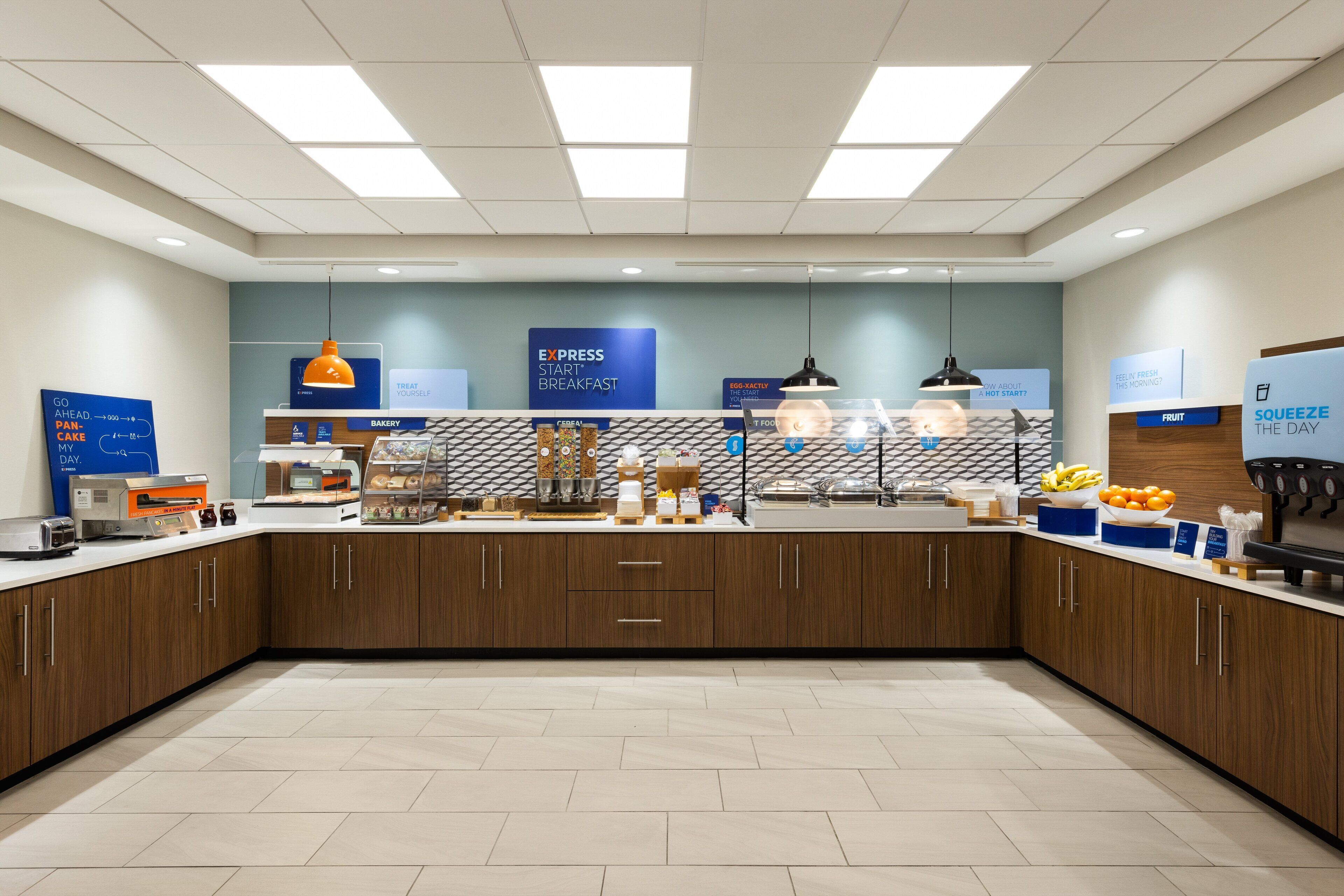 Free daily buffet breakfast