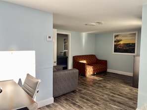 Suite, 3 Bedrooms, Non Smoking (Cottage) | Pillowtop beds, desk, iron/ironing board, rollaway beds