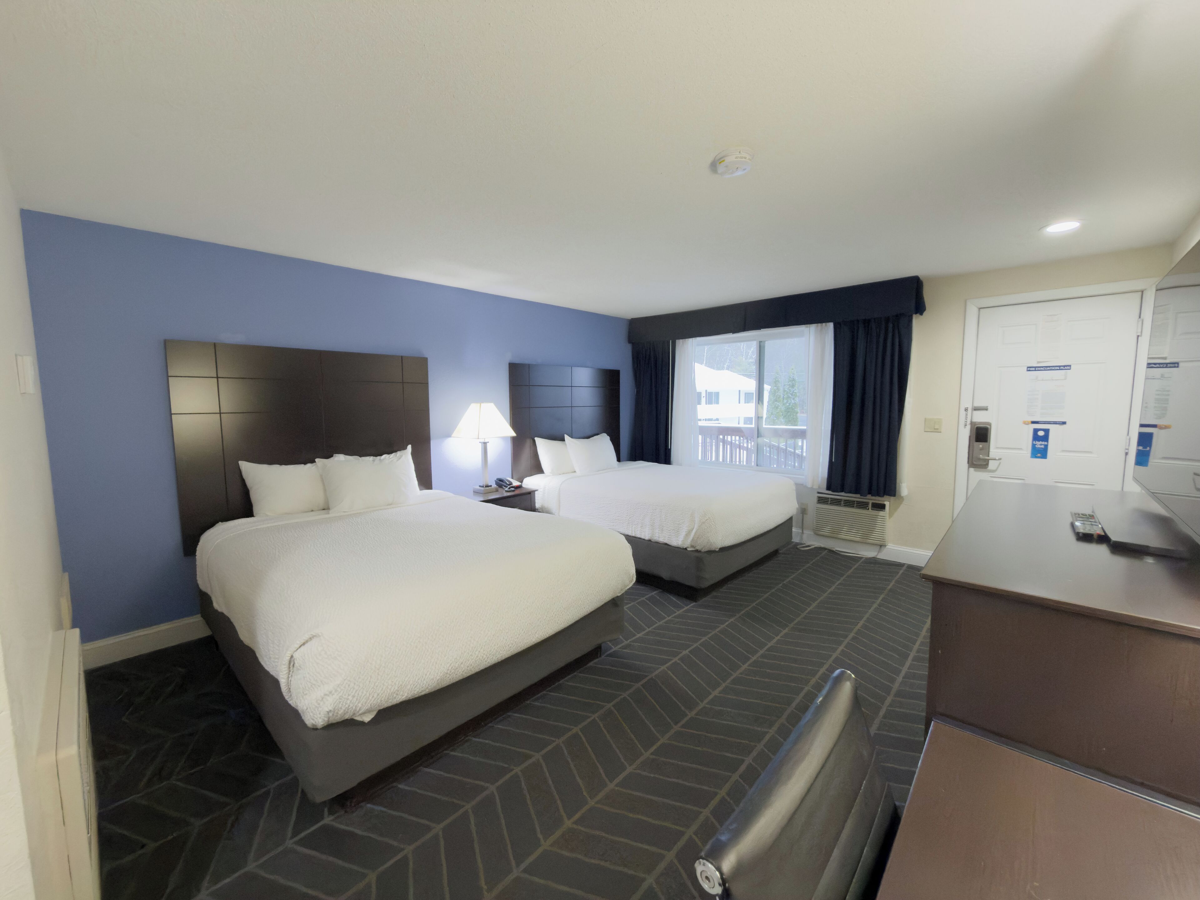 Front View Room, 2 Queen | Pillowtop beds, desk, iron/ironing board, rollaway beds